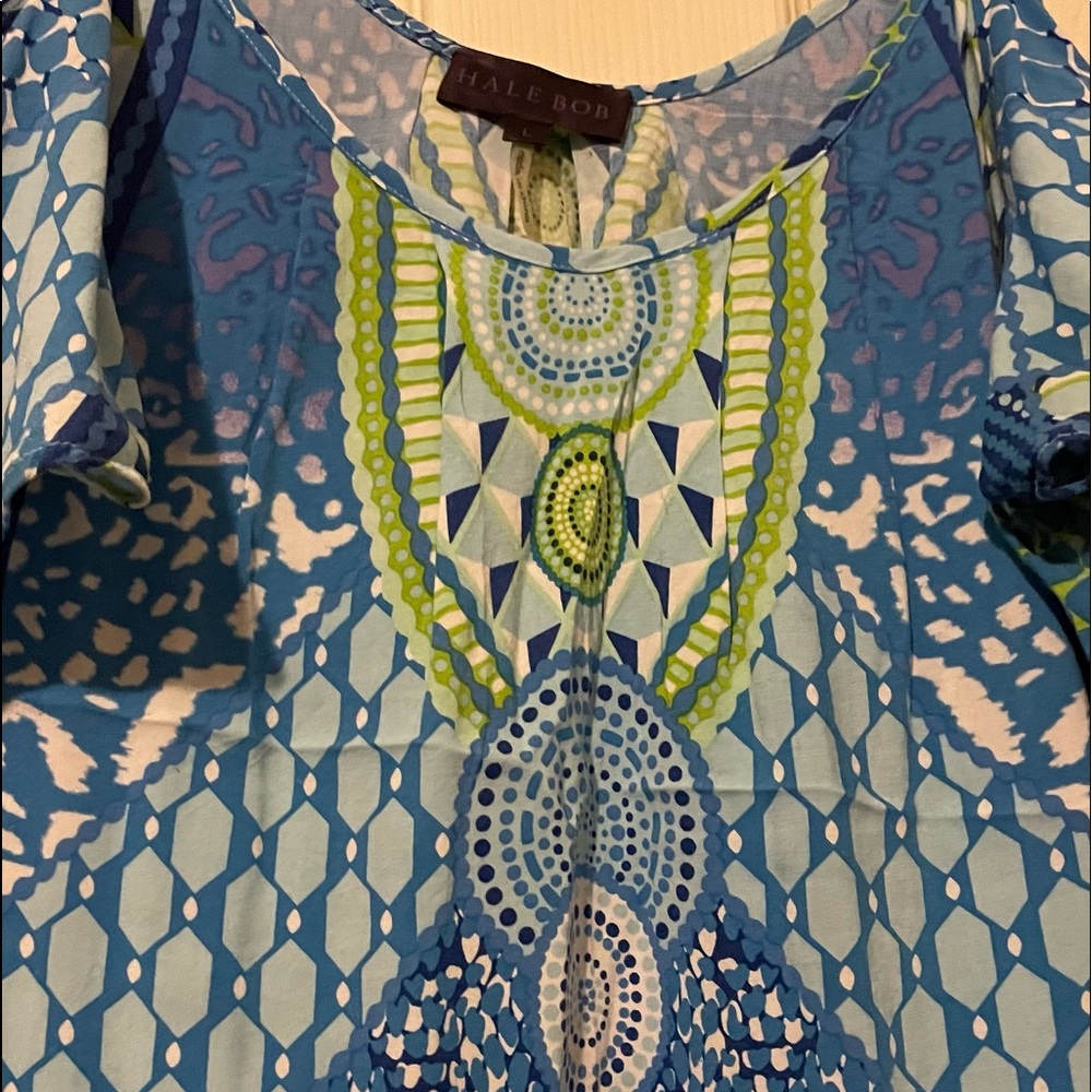 Hale Bob cold shoulder top size large